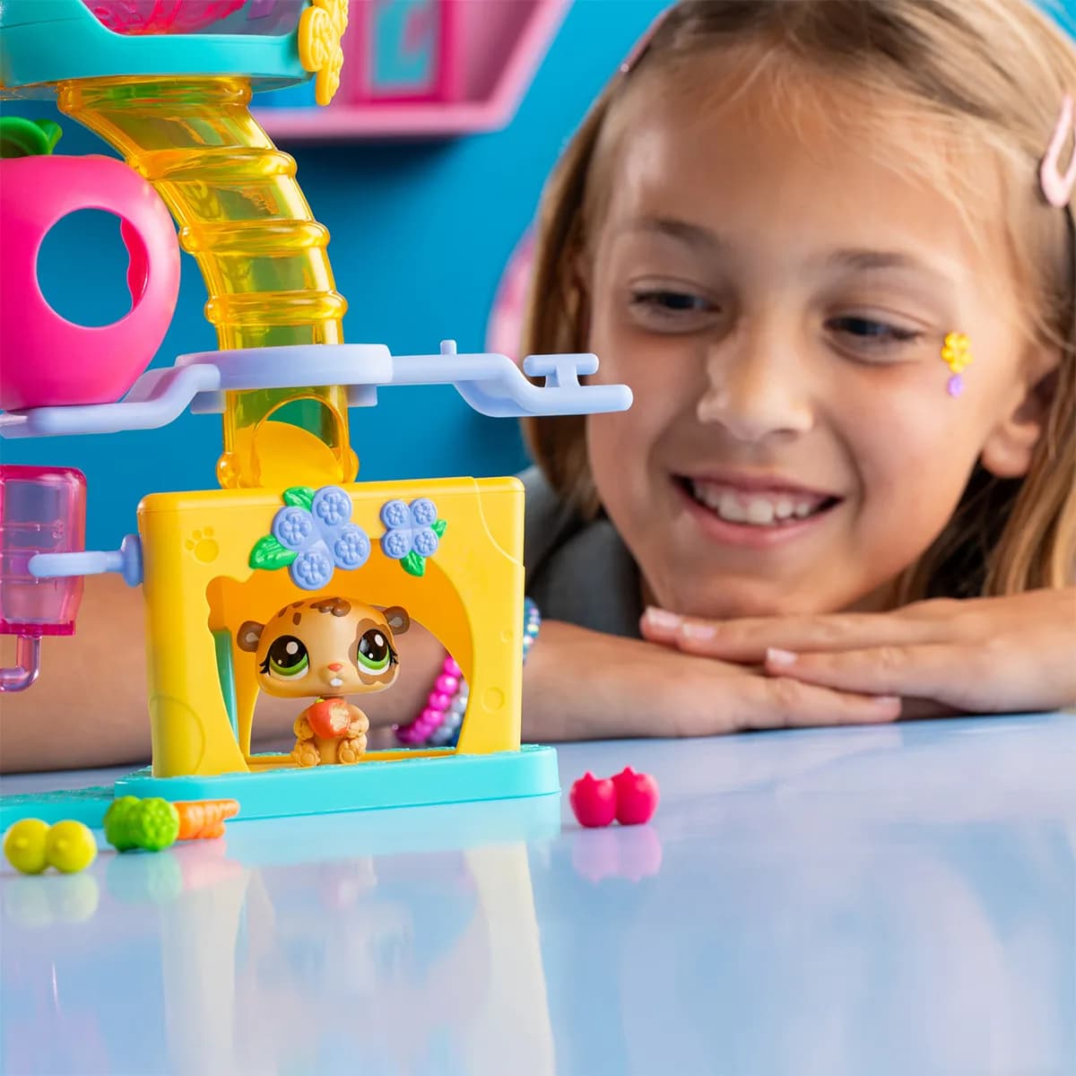 Ігровий набір Littlest Pet Shop - Фабрика розваг 00519 фото 6 Ігровий набір Littlest Pet Shop - Фабрика розваг 00519 фото 6