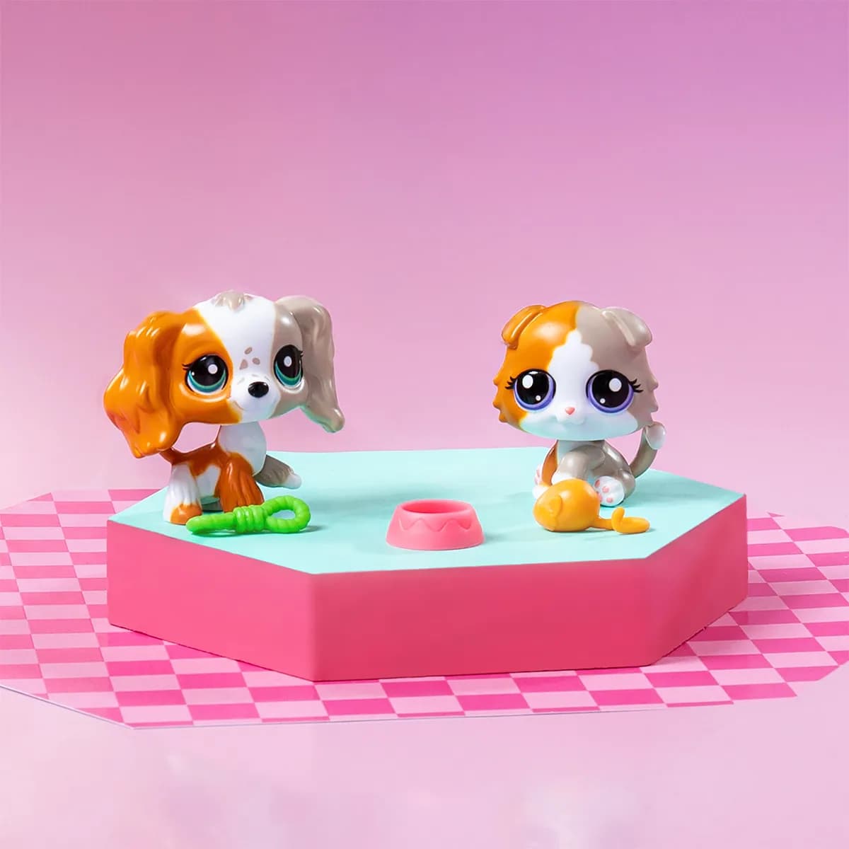 Игровой набор Littlest Pet Shop - Друзья двойняшки 00626 фото 5 Игровой набор Littlest Pet Shop - Друзья двойняшки 00626 фото 5