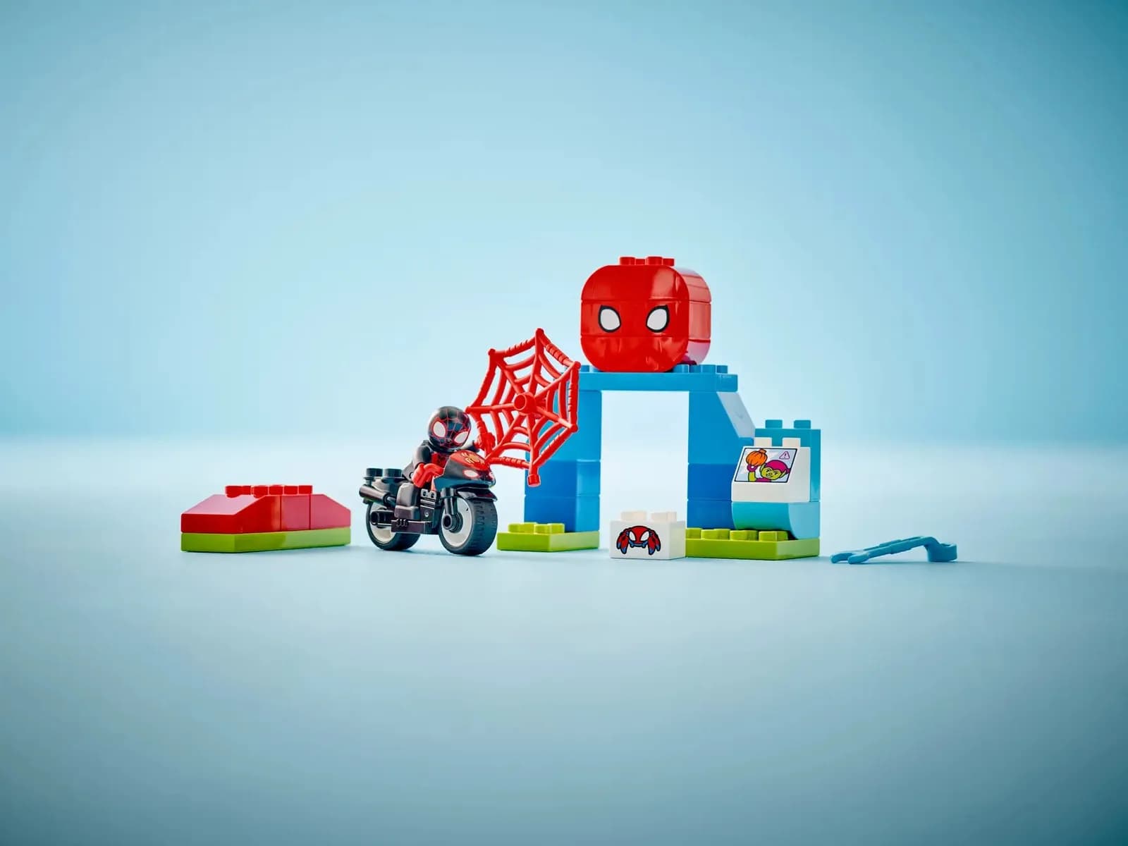 Конструктор Lego Duplo Мотоприключения Спина 24дет 10424 фото 7 Конструктор Lego Duplo Мотоприключения Спина 24дет 10424 фото 7