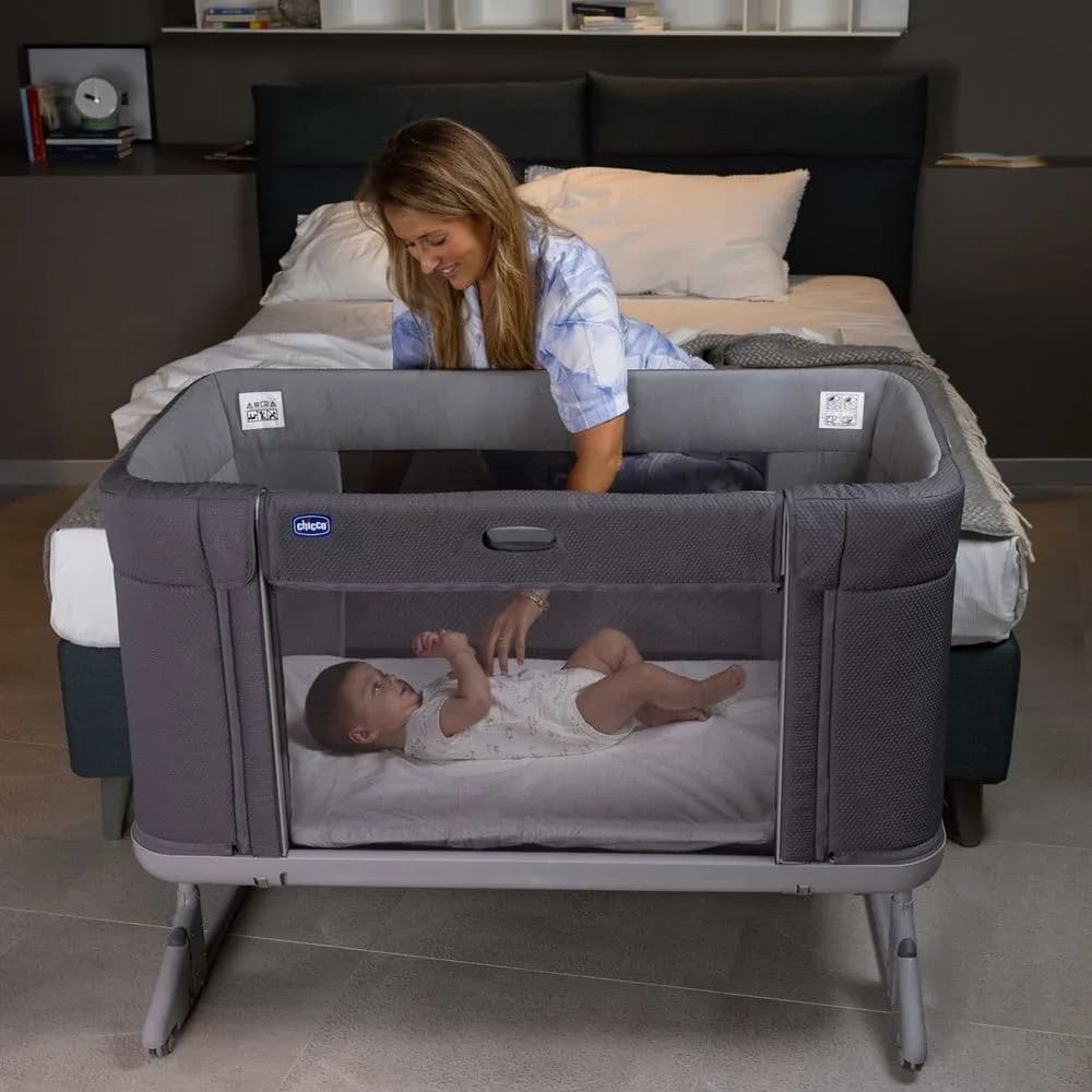 Кровать-манеж CHICCO Next2Me Forever 79650.27 фото 2 Кровать-манеж CHICCO Next2Me Forever 79650.27 фото 2