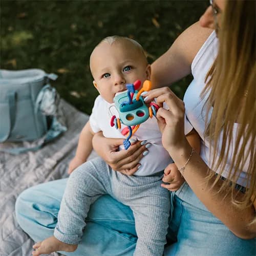 Іграшка розвиваюча BabyOno Пляшечка 1581 фото 3 Іграшка розвиваюча BabyOno Пляшечка 1581 фото 3