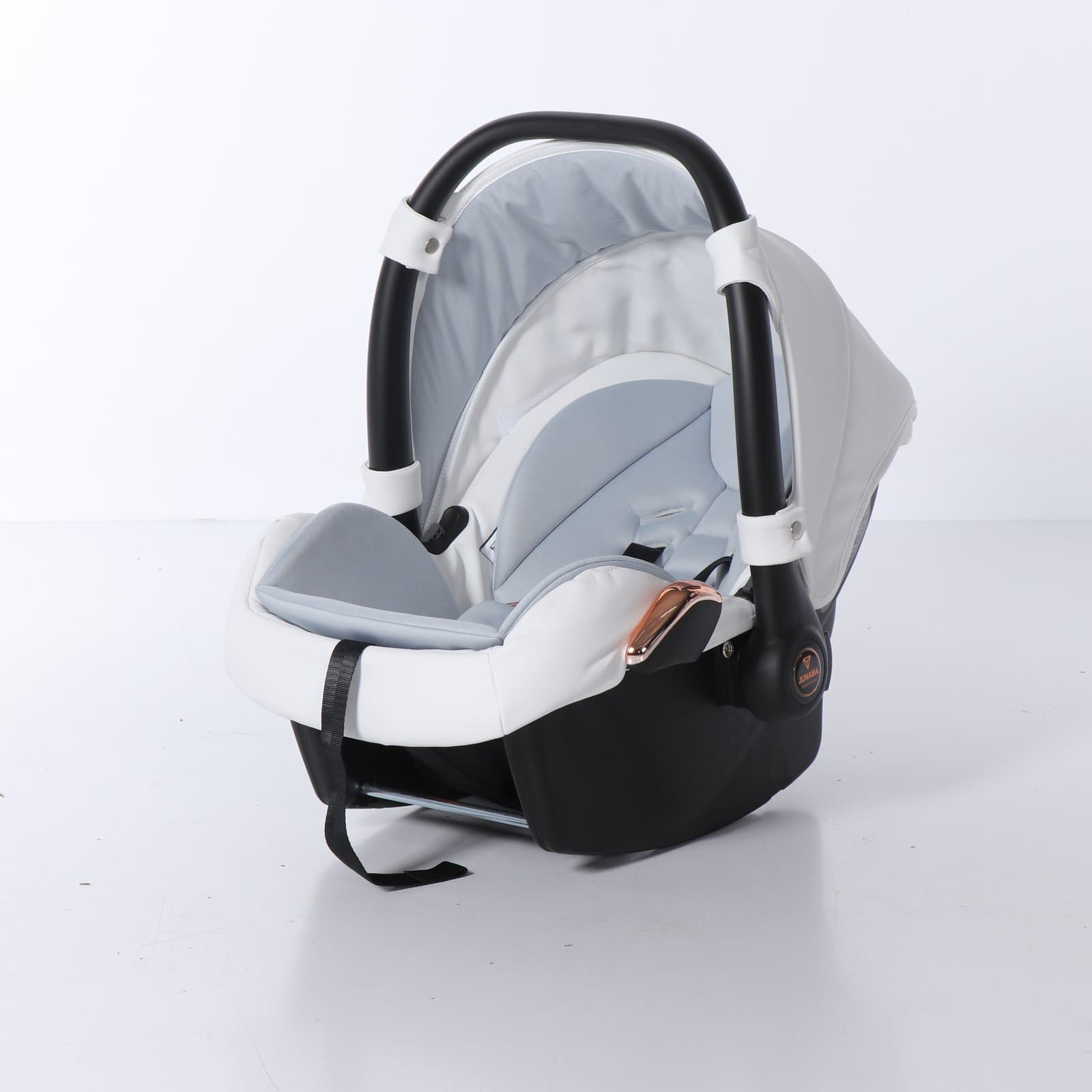 Автокрісло Junama Indyvidual 16 FC-IN-16