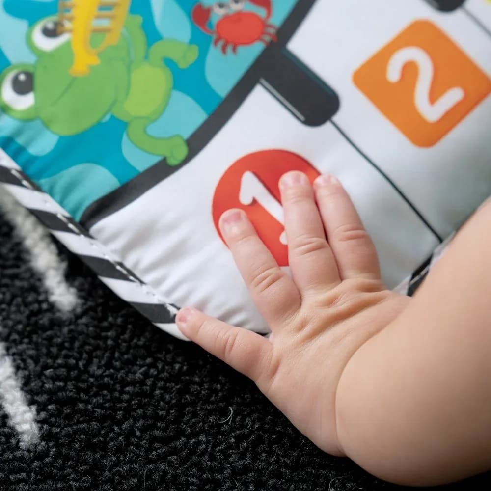 Игрушка на кроватку Baby Einstein Neptune’s Kick & Explore 12926 фото 3 Игрушка на кроватку Baby Einstein Neptune’s Kick & Explore 12926 фото 3