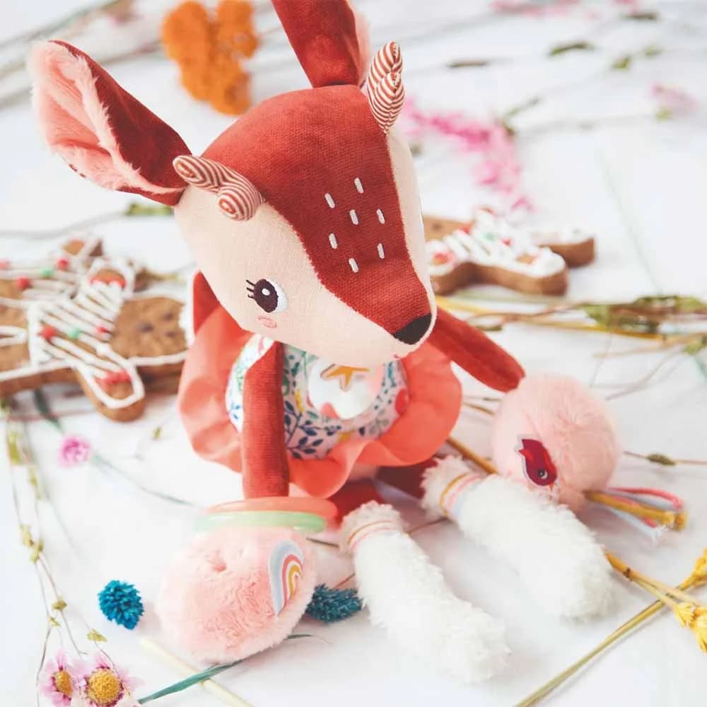Игрушка с развивающими элементами Lilliputiens Олененок Стелла 83300 фото 7 Игрушка с развивающими элементами Lilliputiens Олененок Стелла 83300 фото 7