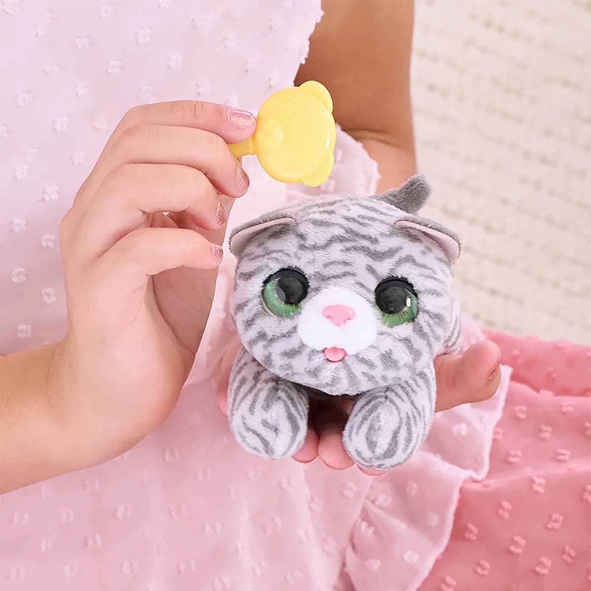 Игрушка интерактивная FurReal Newborns Котенок 28073 фото 7 Игрушка интерактивная FurReal Newborns Котенок 28073 фото 7