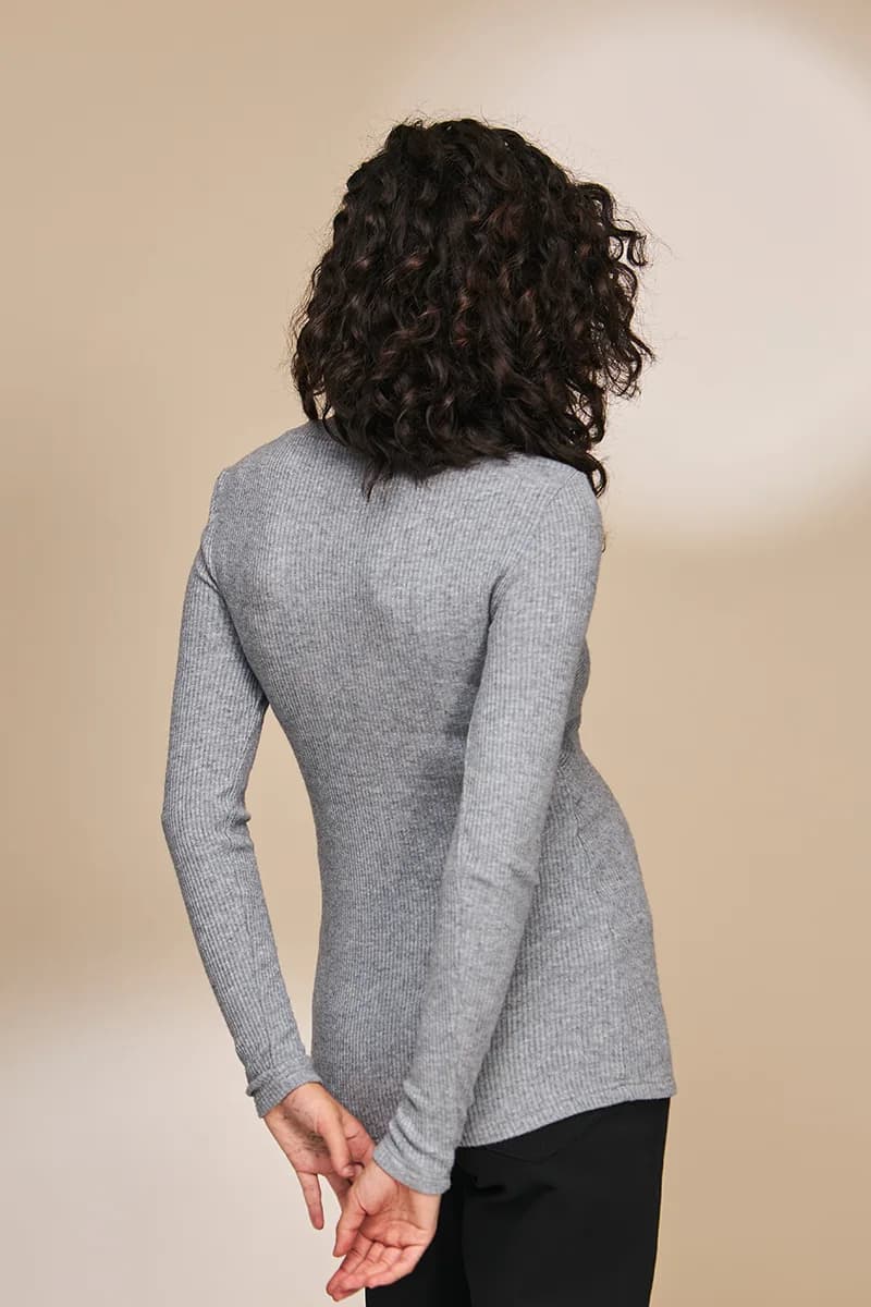 Джемпер для беременных и кормления S-XL Юла мама MELANIA BL-33.022 -серый фото 9 Джемпер для беременных и кормления S-XL Юла мама MELANIA BL-33.022 -серый фото 9