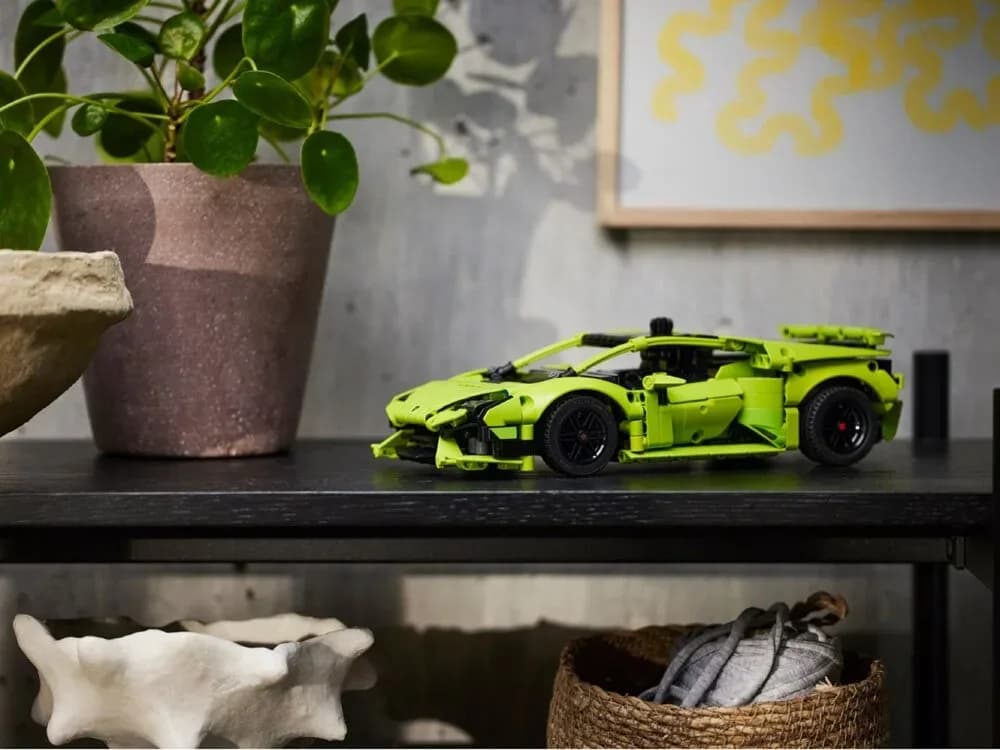 Конструктор Lego Technic Lamborghini Huracan Tecnica 806дет 42161 фото 6 Конструктор Lego Technic Lamborghini Huracan Tecnica 806дет 42161 фото 6