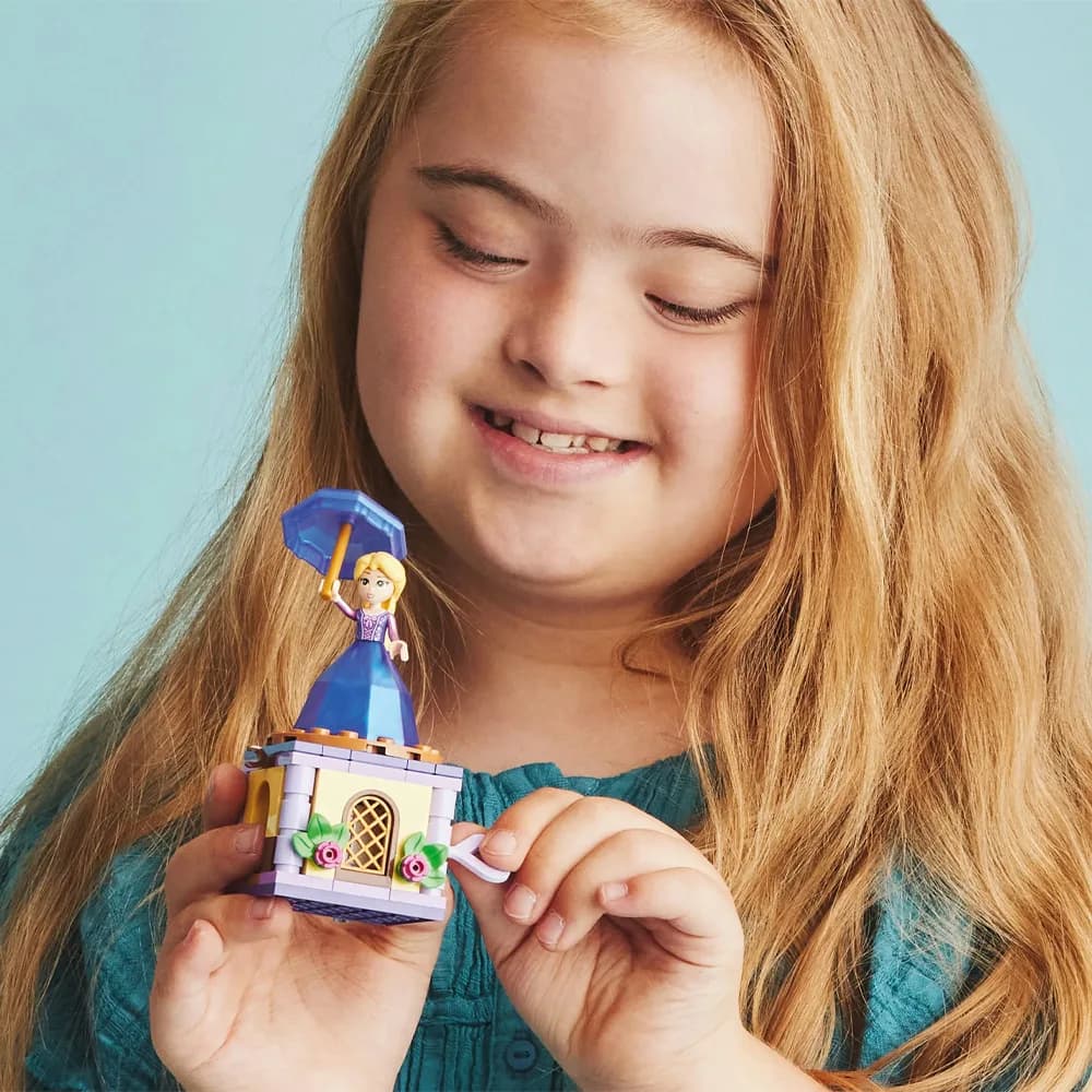 Конструктор Lego Disney Рапунцель, що обертається 89дет 43214 фото 8 Конструктор Lego Disney Рапунцель, що обертається 89дет 43214 фото 8