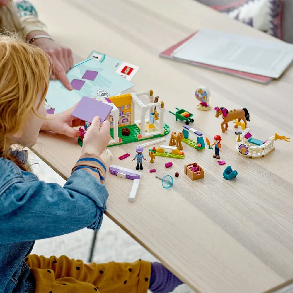 Конструктор LEGO Friends Тренування коня 134дет 41746 фото 7 Конструктор LEGO Friends Тренування коня 134дет 41746 фото 7