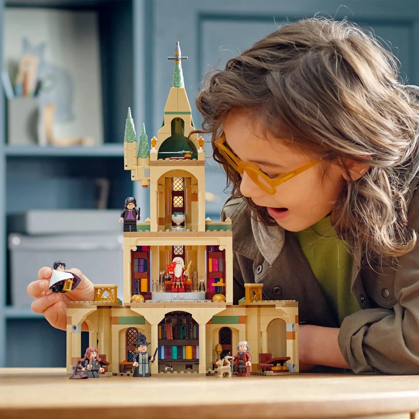 Конструктор Lego Harry Potter Хогвартс: Кабинет Дамблдора 654дет 76402 фото 8 Конструктор Lego Harry Potter Хогвартс: Кабинет Дамблдора 654дет 76402 фото 8