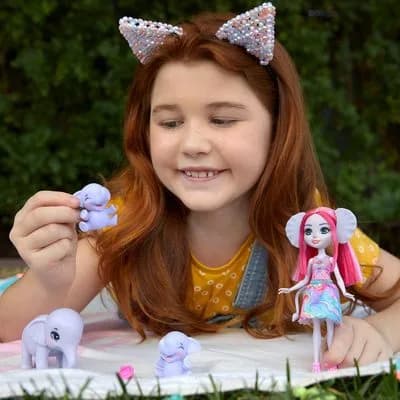 Лялька Enchantimals Родина Слоненя Есмеральди GTM30 фото 4 Лялька Enchantimals Родина Слоненя Есмеральди GTM30 фото 4
