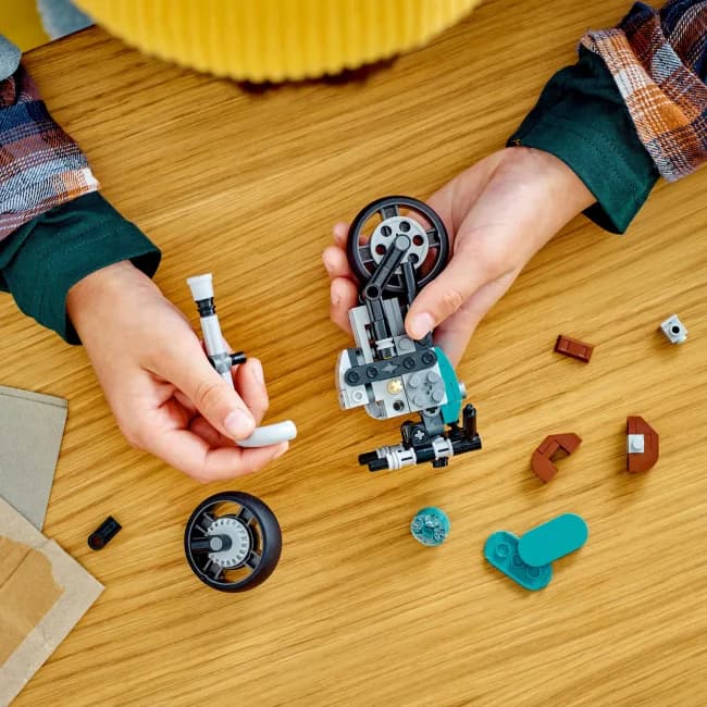 Конструктор Lego Creator Винтажный мотоцикл 128дет 31135 фото 6 Конструктор Lego Creator Винтажный мотоцикл 128дет 31135 фото 6
