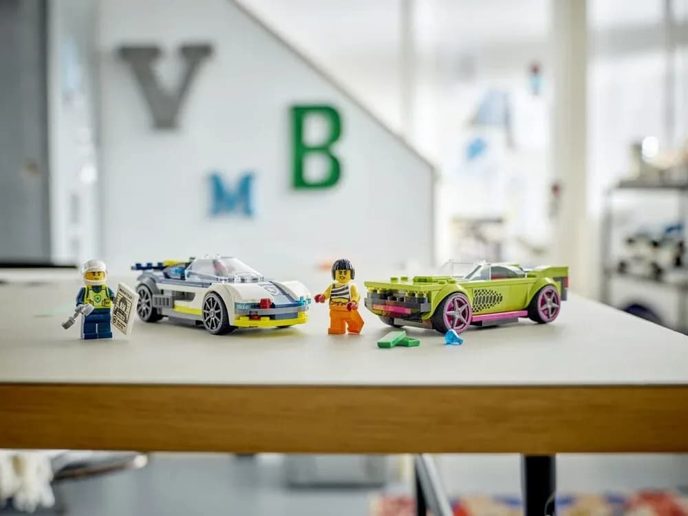 Конструктор Lego City Преследование маслкара на полицейском автомобиле 213дет 60415 фото 6 Конструктор Lego City Преследование маслкара на полицейском автомобиле 213дет 60415 фото 6