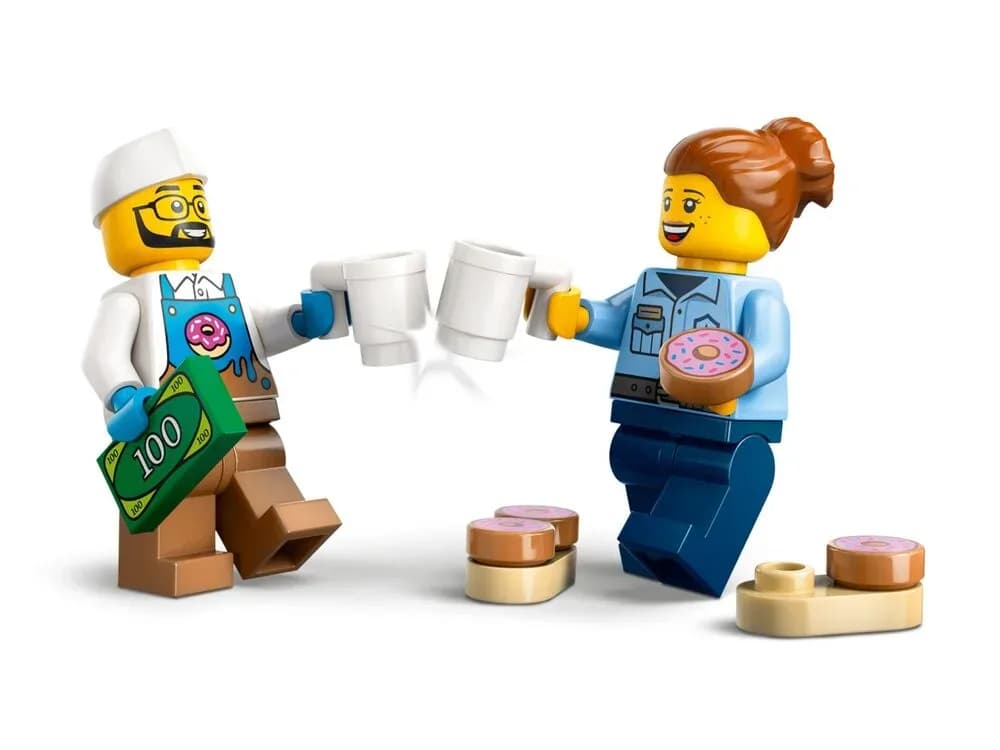 Конструктор Lego City Грузовик с пончиками 196дет 60452 фото 2 Конструктор Lego City Грузовик с пончиками 196дет 60452 фото 2