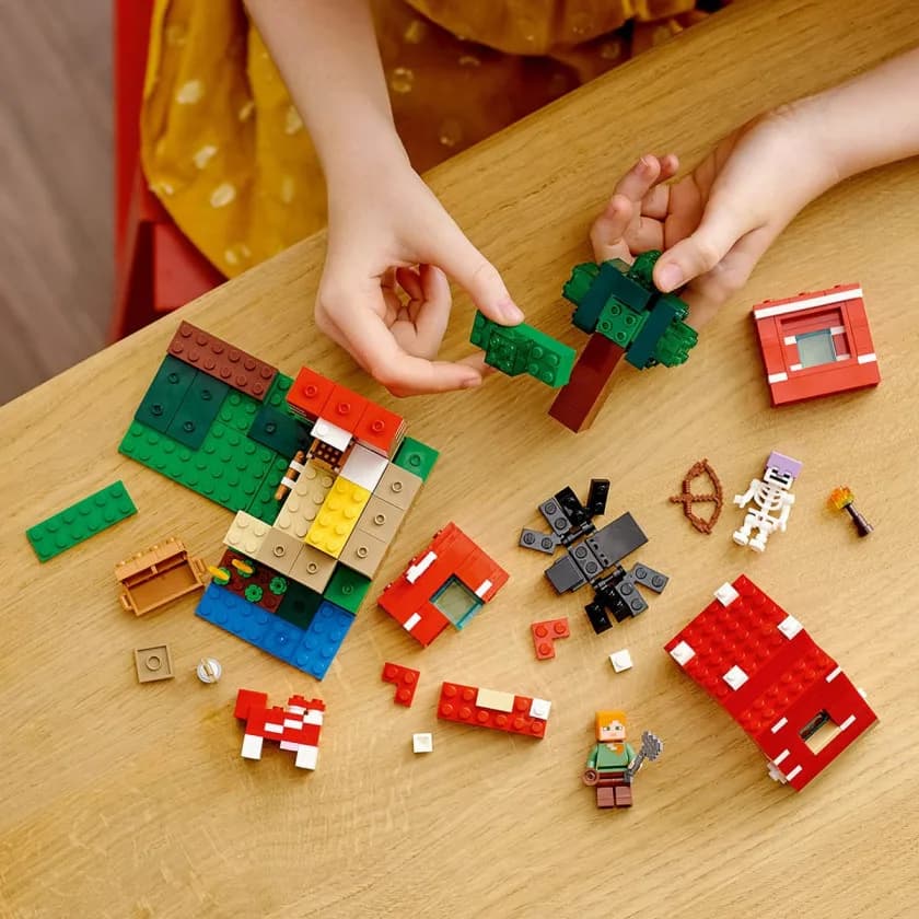 Конструктор Lego Minecraft Грибний будинок 272дет 21179 фото 5 Конструктор Lego Minecraft Грибний будинок 272дет 21179 фото 5