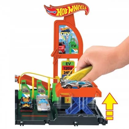 Набор игровой Hot Wheels Заправочная станция для суперзарядки HTN79 фото 4 Набор игровой Hot Wheels Заправочная станция для суперзарядки HTN79 фото 4