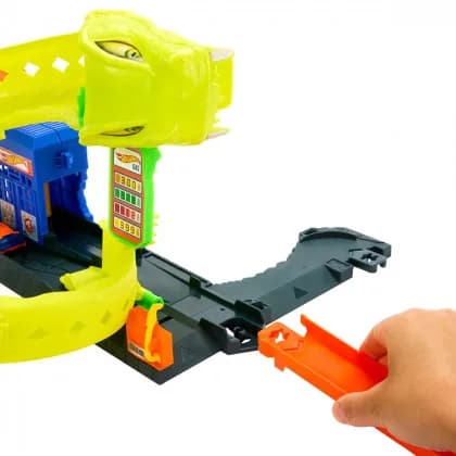 Набір ігровий Hot Wheels Спіральна атака Змії JBM63 фото 6 Набір ігровий Hot Wheels Спіральна атака Змії JBM63 фото 6