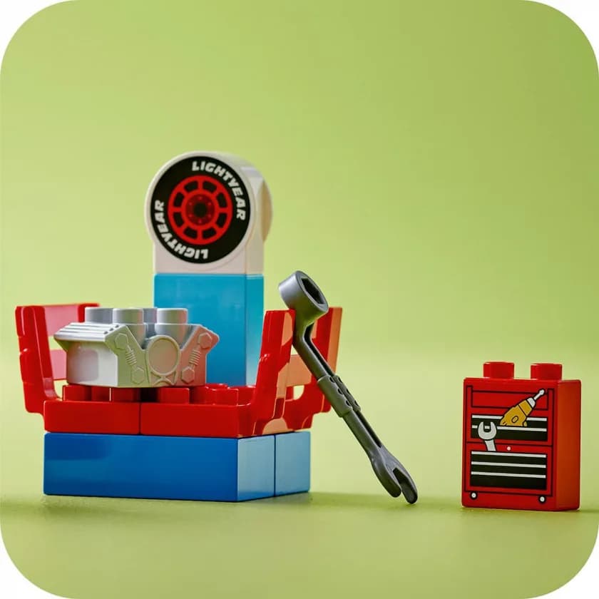 Конструктор Lego Duplo Мак на гонке 14дет 10417 фото 8 Конструктор Lego Duplo Мак на гонке 14дет 10417 фото 8