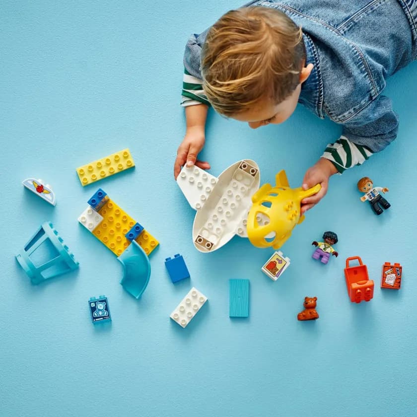 Конструктор Lego Duplo Впервые в аэропорту 23дет 10443 фото 8 Конструктор Lego Duplo Впервые в аэропорту 23дет 10443 фото 8