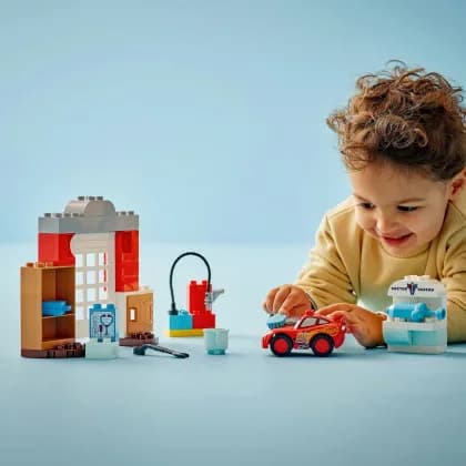 Конструктор Lego Duplo Візит МакКвіна в гараж Дока 35дет 10456 фото 9 Конструктор Lego Duplo Візит МакКвіна в гараж Дока 35дет 10456 фото 9
