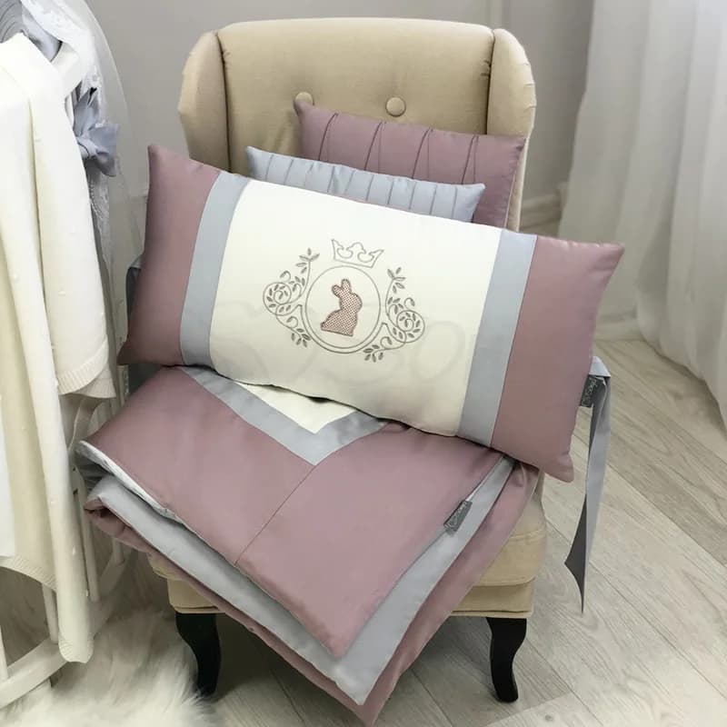 Постільний комплект Маленька Соня Royal 7од 16079 Рowder pink фото 3 Постільний комплект Маленька Соня Royal 7од 16079 Рowder pink фото 3