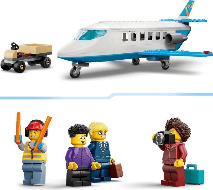 Конструктор Lego City Пасажирський літак 118дет 60492