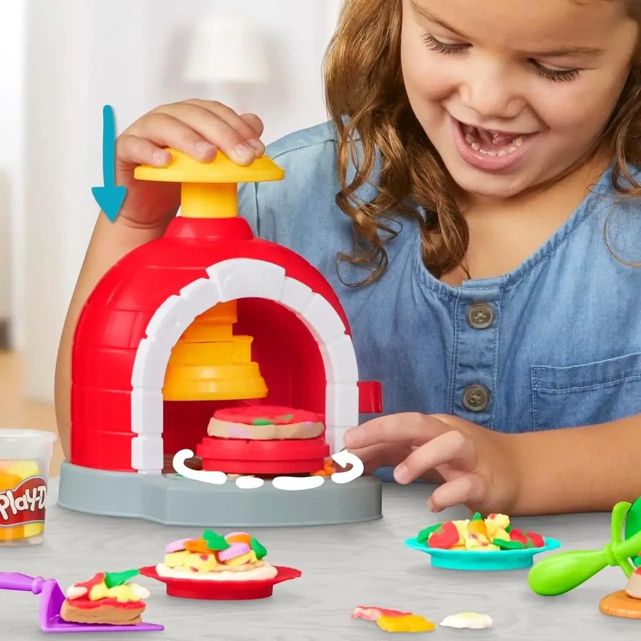 Набір для ліплення Play-Doh Печемо піцу F4373 фото 7 Набір для ліплення Play-Doh Печемо піцу F4373 фото 7