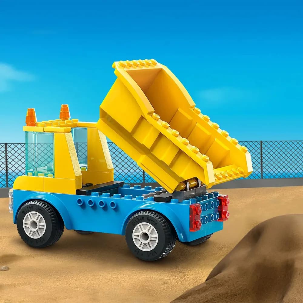 Конструктор LEGO City Строительный грузовик и шаровидный кран-таран 235дет 60391 фото 5