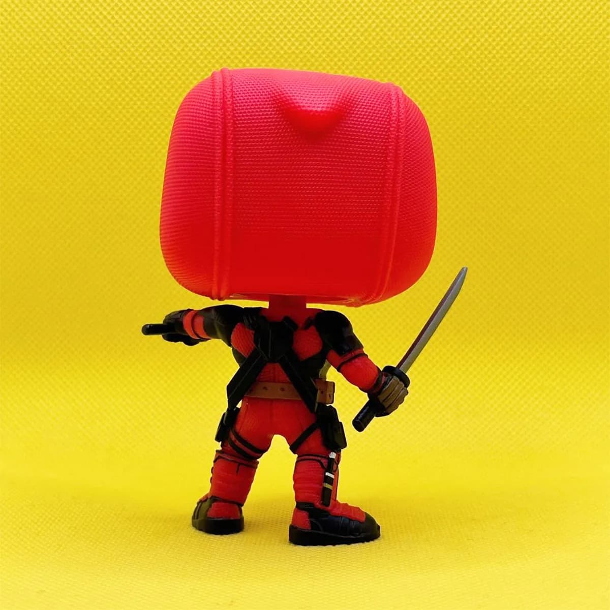 Игровая фигурка FUNKO POP! серии Дедпул 3 - Детпул фото 5 Игровая фигурка FUNKO POP! серии Дедпул 3 - Детпул фото 5