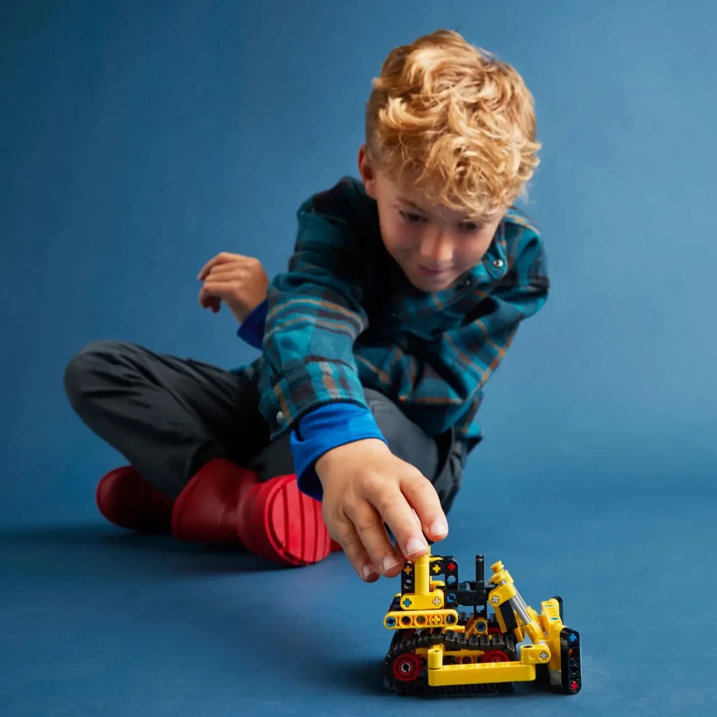 Конструктор Lego Technic Сверхмощный бульдозер 195дет 42163 фото 7 Конструктор Lego Technic Сверхмощный бульдозер 195дет 42163 фото 7