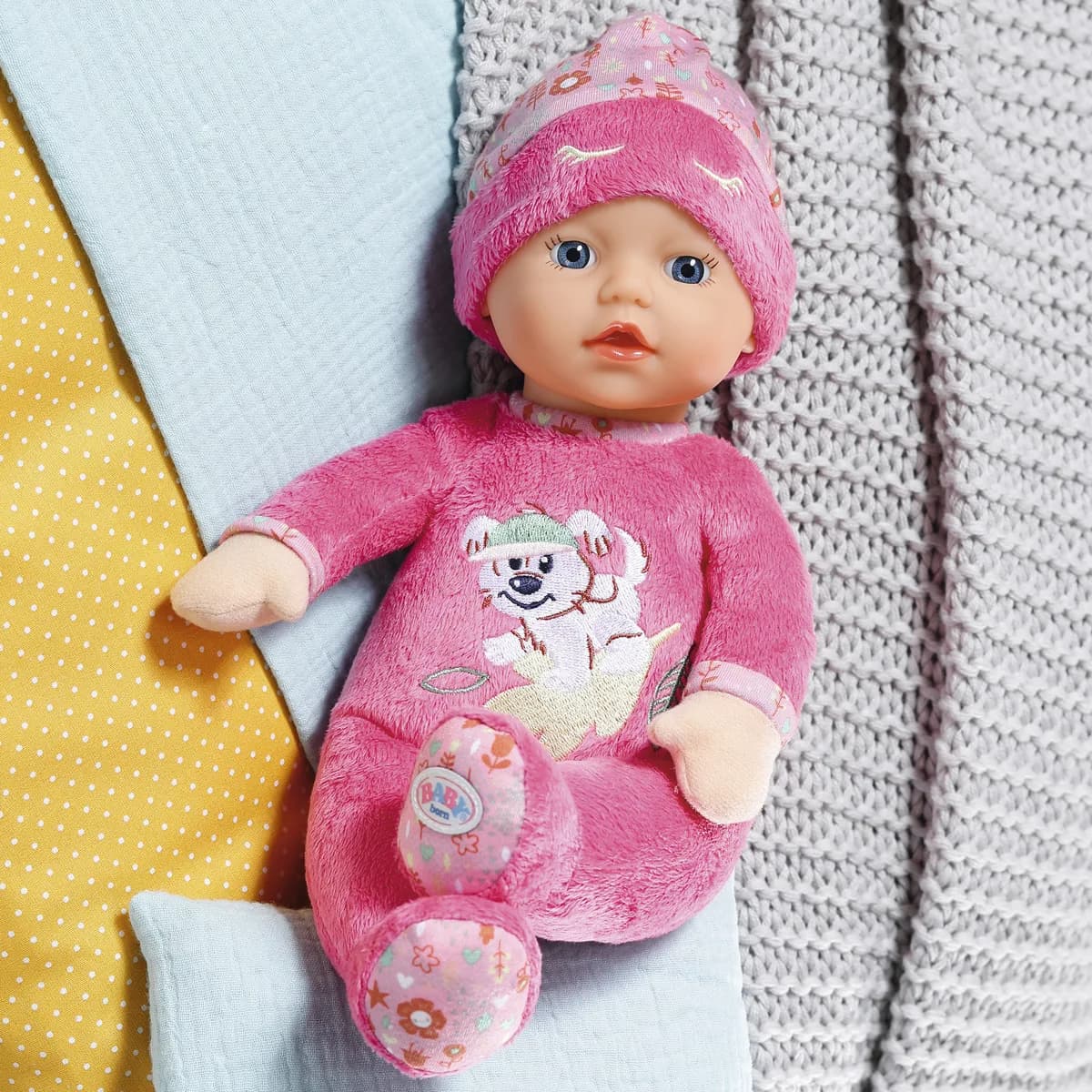 Лялька ZAPF Baby Born Маленька соня 30см 833674 фото 4 Лялька ZAPF Baby Born Маленька соня 30см 833674 фото 4