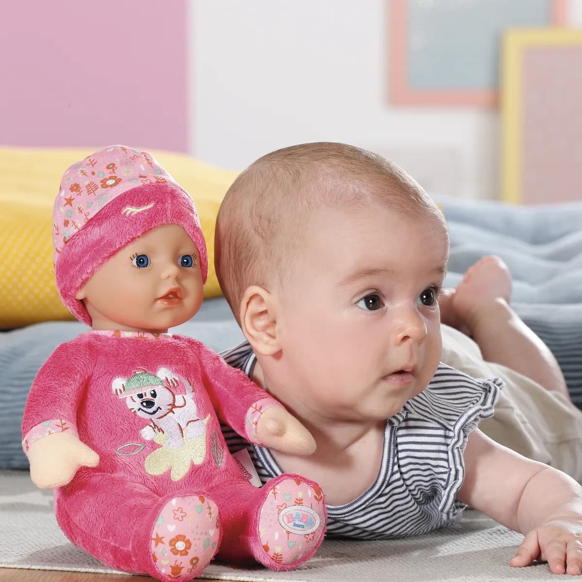 Лялька ZAPF Baby Born Маленька соня 30см 833674 фото 7 Лялька ZAPF Baby Born Маленька соня 30см 833674 фото 7
