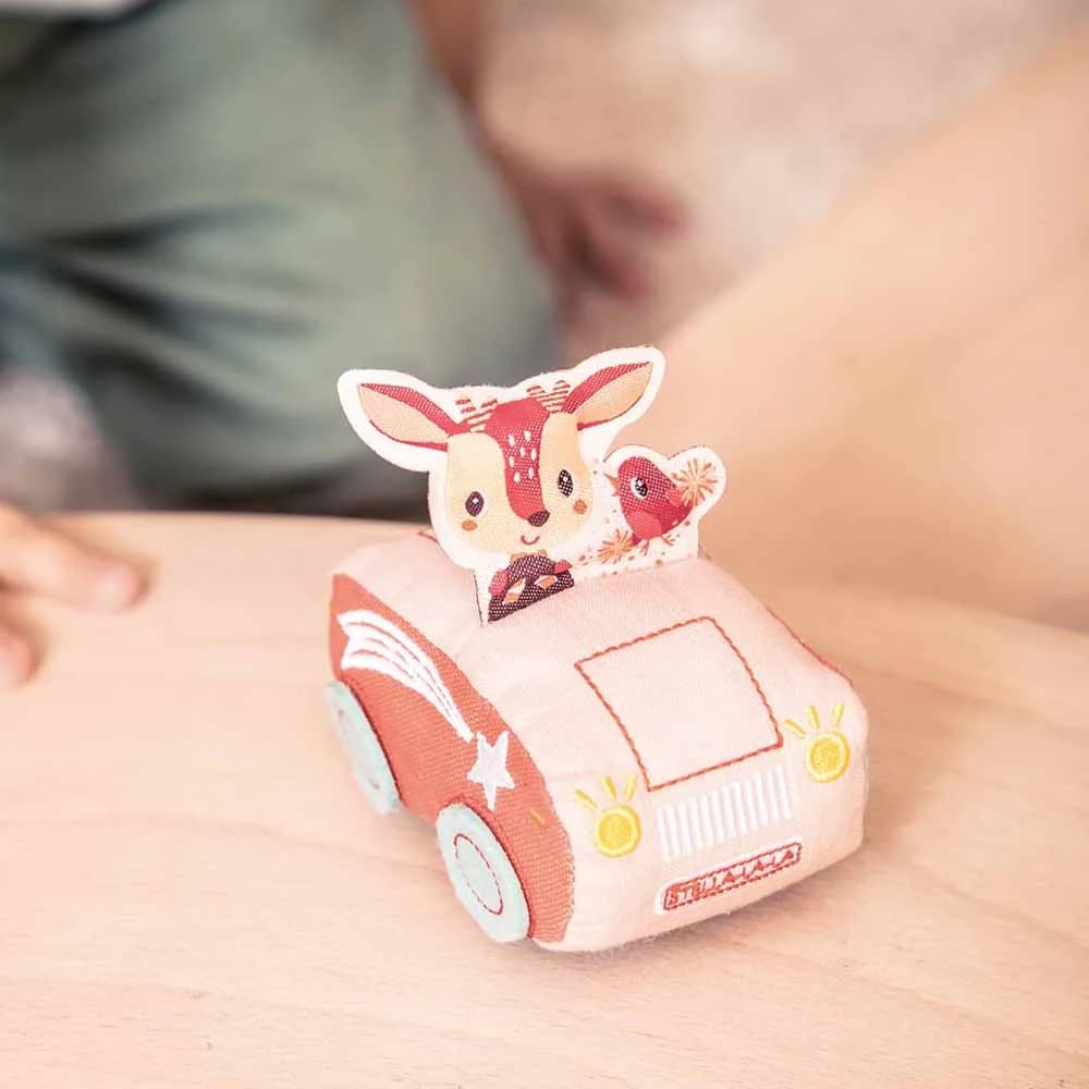 Інерційна машинка Lilliputiens Оленя Стелла 83438 фото 3 Інерційна машинка Lilliputiens Оленя Стелла 83438 фото 3