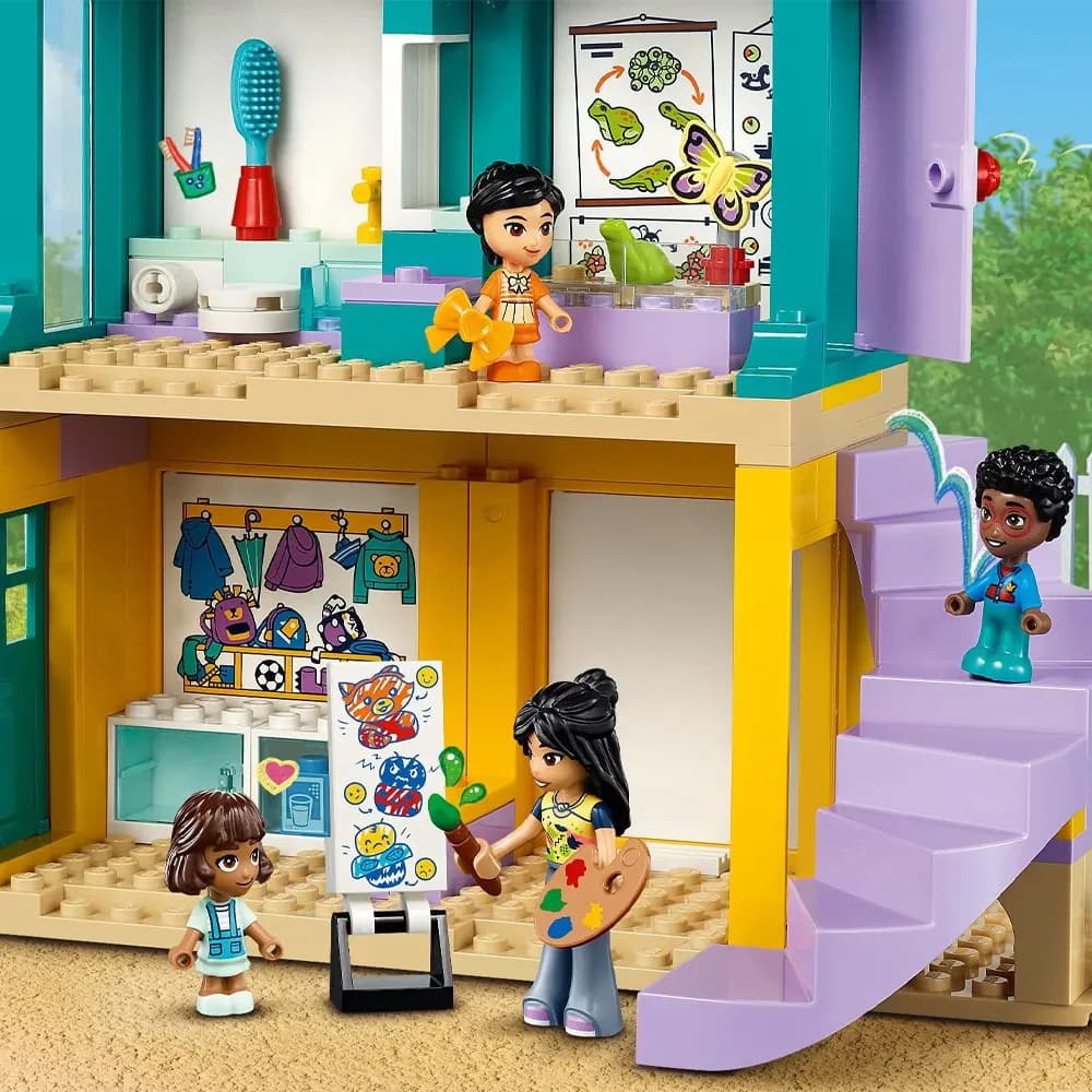 Конструктор LEGO Friends Детский сад Хартлейк-Сити 239дет 42636 фото 5