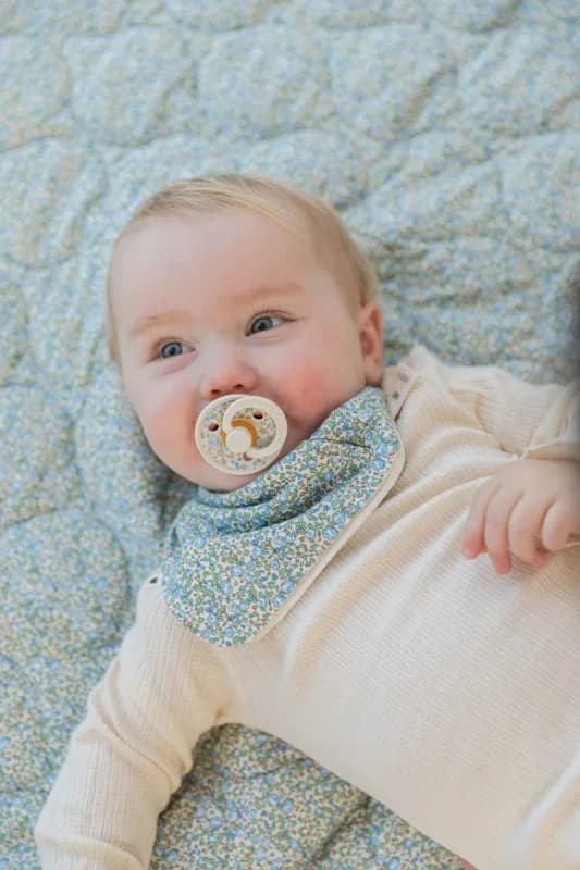 Пустушка латексна BIBS Liberty Pacifier Colour 0-6м 2шт 11011102 фото 4 Пустушка латексна BIBS Liberty Pacifier Colour 0-6м 2шт 11011102 фото 4
