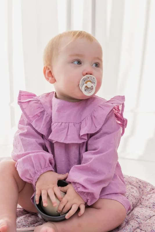 Пустушка латексна BIBS Liberty Pacifier Colour 0-6м 2шт 11011102 фото 3 Пустушка латексна BIBS Liberty Pacifier Colour 0-6м 2шт 11011102 фото 3