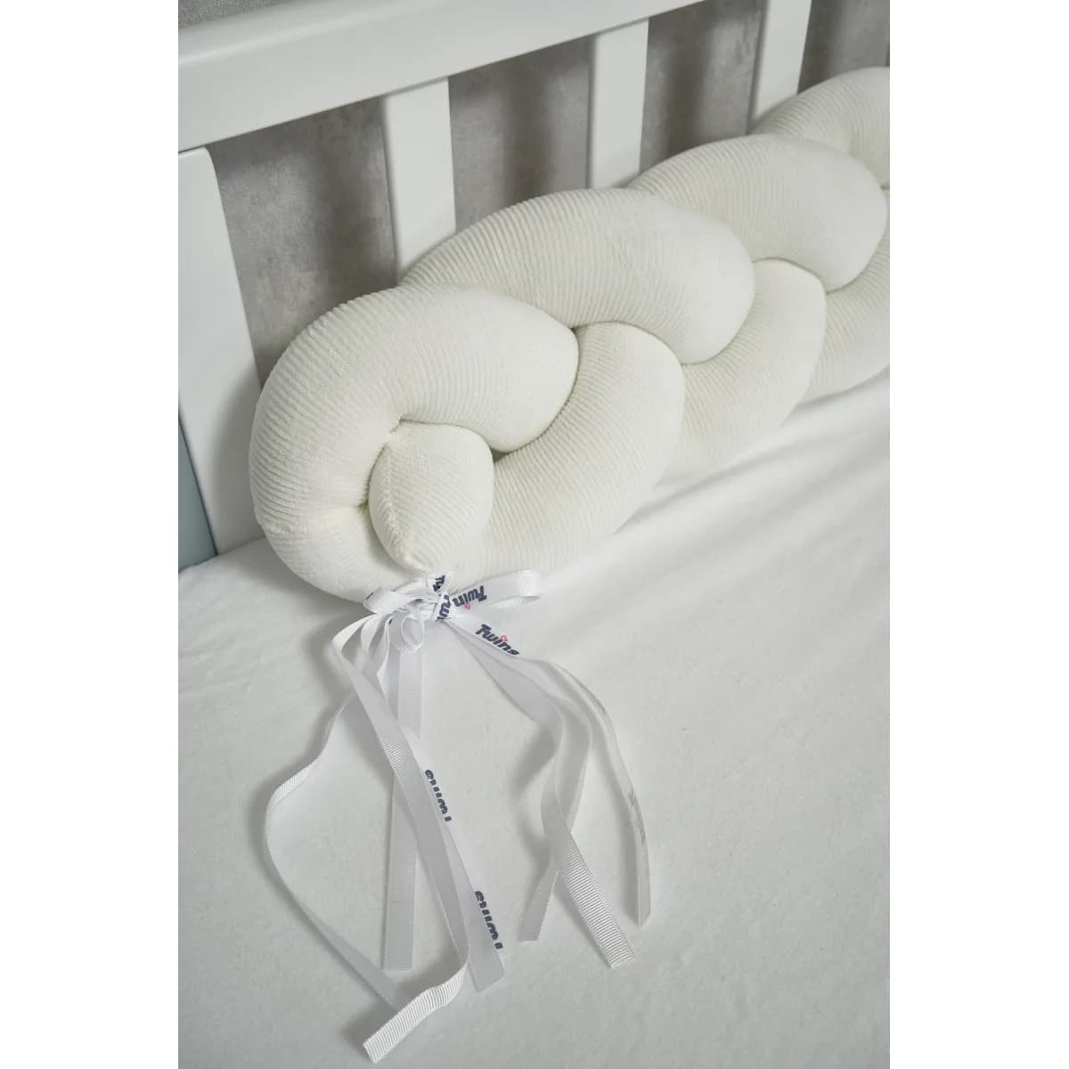 Бампер-косичка Twins Ego 120 см 2020-K3-120E-202 ecru фото 2 Бампер-косичка Twins Ego 120 см 2020-K3-120E-202 ecru фото 2