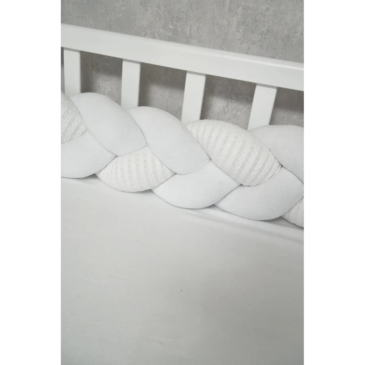 Бампер-косичка Twins Pastel 120 см 2020-K3-120P-01 white фото 2 Бампер-косичка Twins Pastel 120 см 2020-K3-120P-01 white фото 2