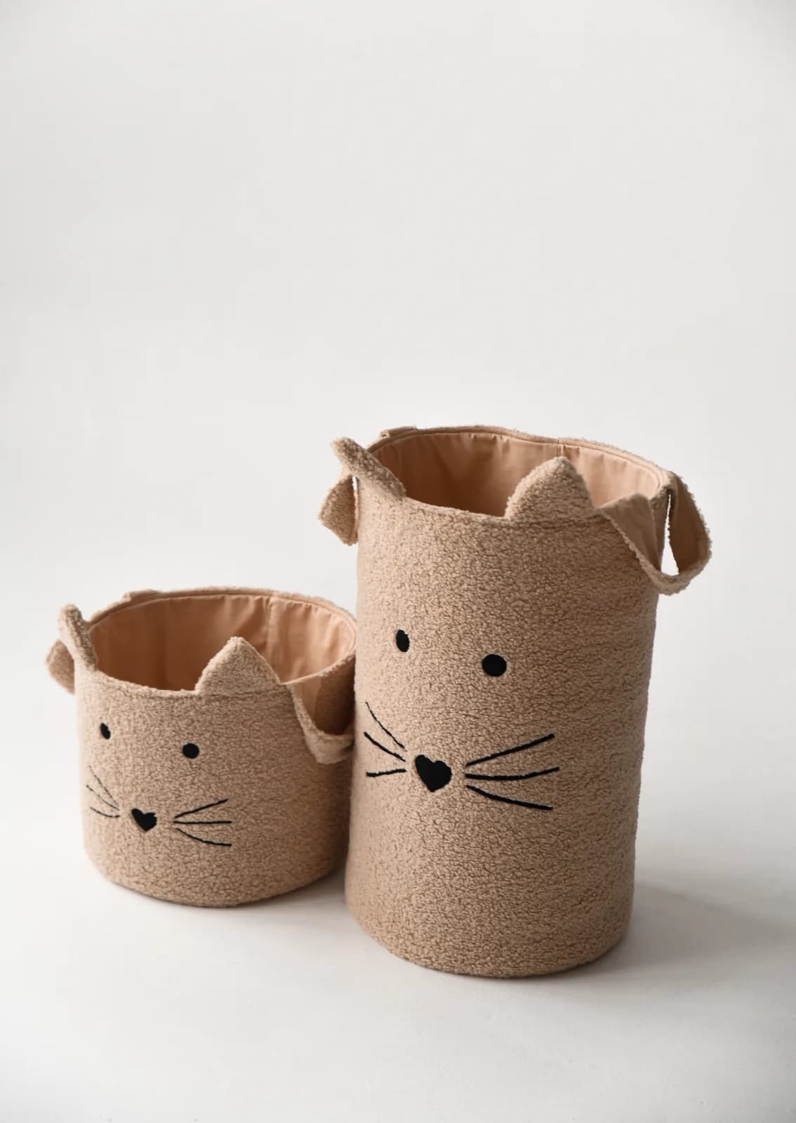 Корзина для игрушек Муся Котик плюш 40см MП-40.1 фото 6 Корзина для игрушек Муся Котик плюш 40см MП-40.1 фото 6