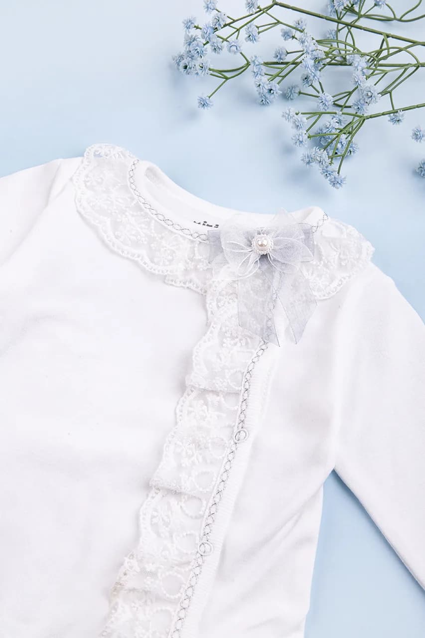 Комбинезон+повязка для выписки 0-6 Mini born 2202-молочный фото 3 Комбинезон+повязка для выписки 0-6 Mini born 2202-молочный фото 3