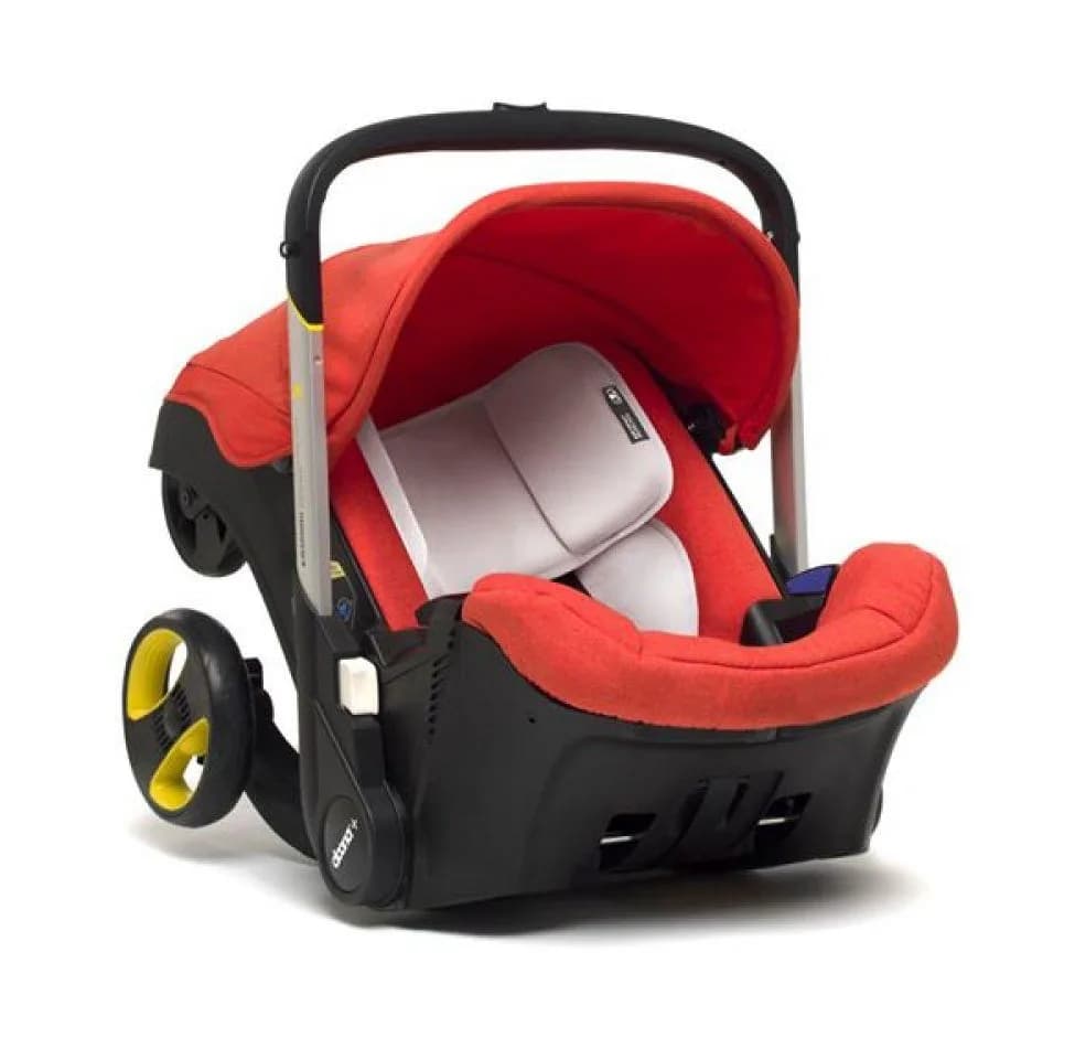Автокрісло-коляска Doona Infant SP150-20-003-015 фото 3 Автокрісло-коляска Doona Infant SP150-20-003-015 фото 3