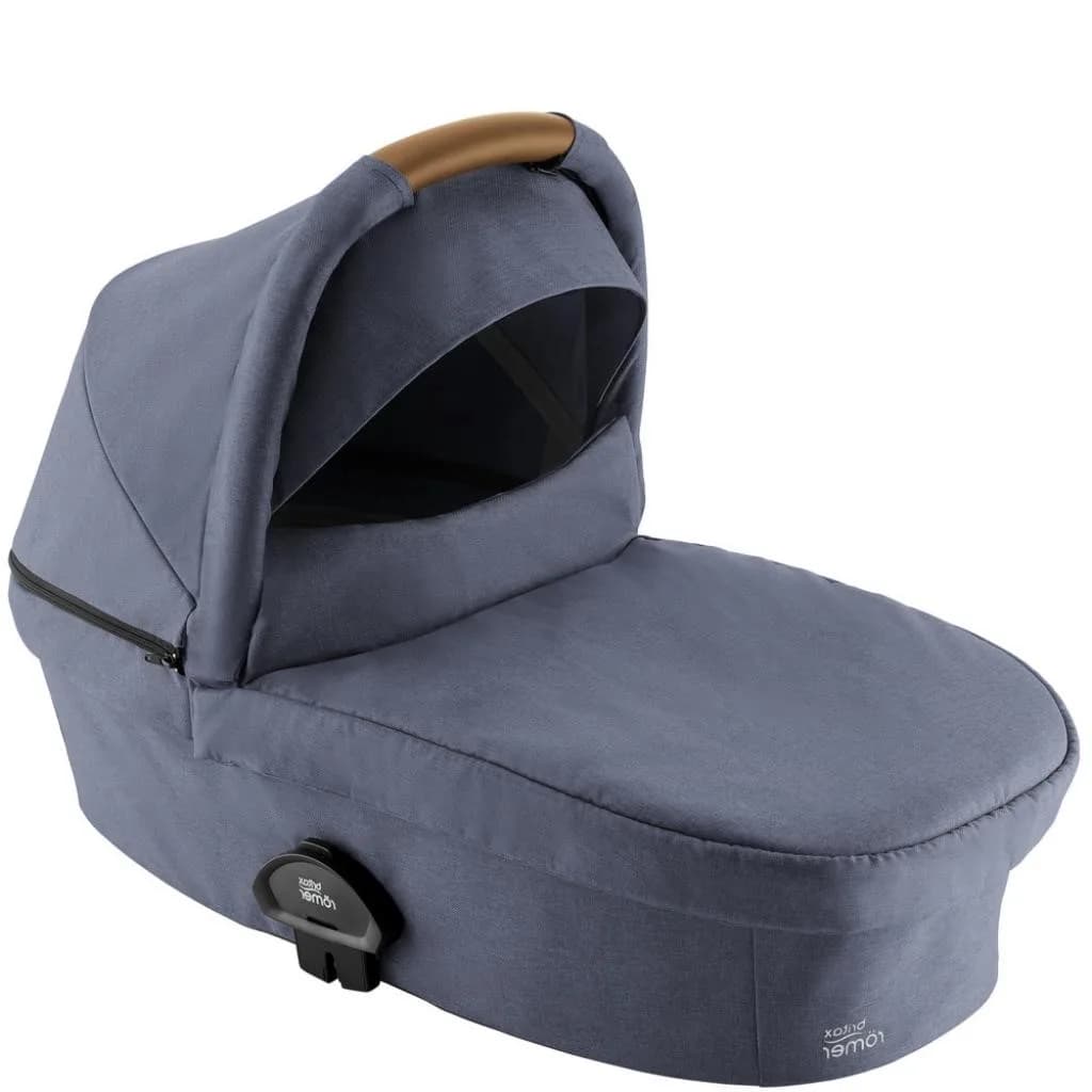 Люлька Britax Romer Smile III Indigo Blue Brown Handle 2000032755 фото 2 Люлька Britax Romer Smile III Indigo Blue Brown Handle 2000032755 фото 2