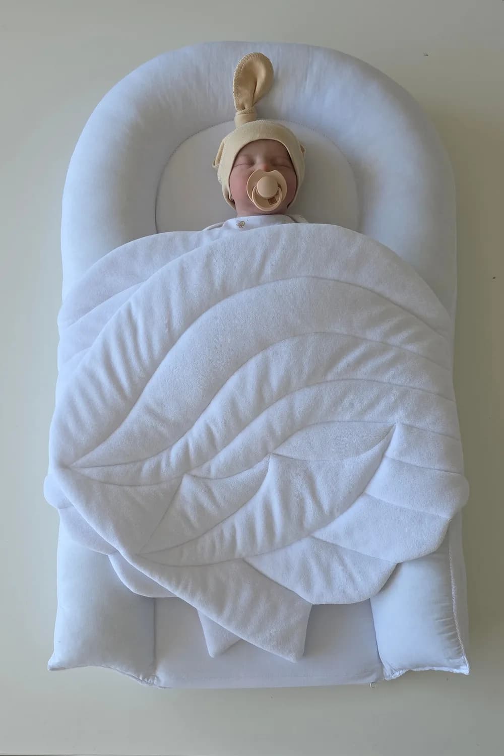 Кокон Chickabiddy с крыльями двусторонний CH-KHV-100 фото 3 Кокон Chickabiddy с крыльями двусторонний CH-KHV-100 фото 3