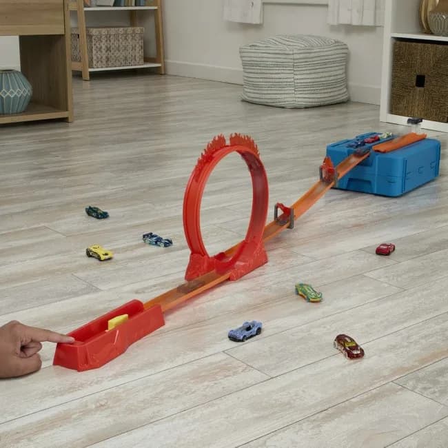 Трек Hot Wheels Вогняні трюки HMC04 фото 6