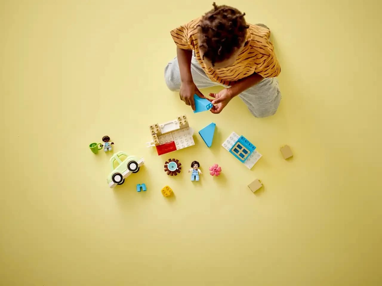 Конструктор Lego Duplo Семейный дом на колесах 31дет 10986 фото 5 Конструктор Lego Duplo Семейный дом на колесах 31дет 10986 фото 5