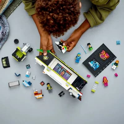 Конструктор Lego City Грузовик для игрового турне 344дет 60388 фото 7