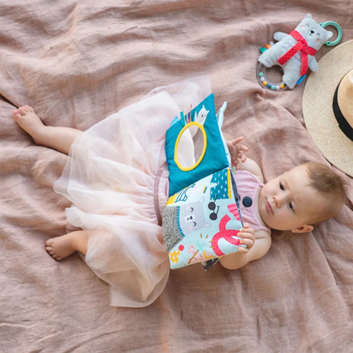 Книжка-підвіска Taf Toys Що одягне ведмедик Пол 12605 фото 2