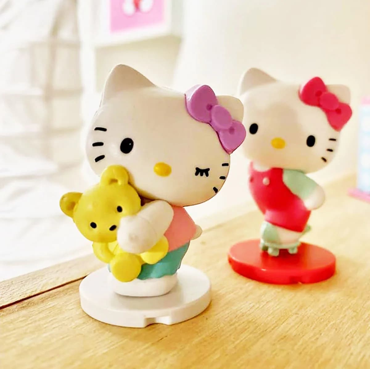 Игрушка-сюрприз Sbabam Милашки Hello Kitty 39/CN23 фото 2