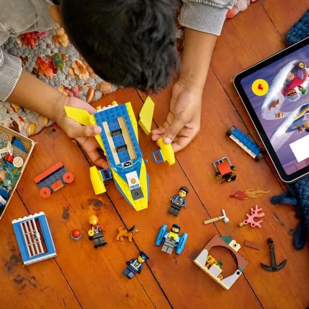 Конструктор Lego City Детективні місії водної поліції 278дет 60355 фото 4 Конструктор Lego City Детективні місії водної поліції 278дет 60355 фото 4