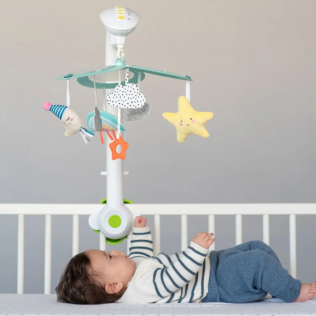 Музичний мобіль з проектором Taf Toys Крихітка місяць Солодкі сни 12665 фото 5 Музичний мобіль з проектором Taf Toys Крихітка місяць Солодкі сни 12665 фото 5